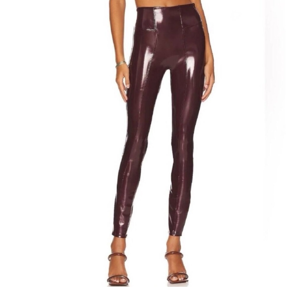 SPANX: FAUX PATENT LEATHER LEGGINGS, RUBY
